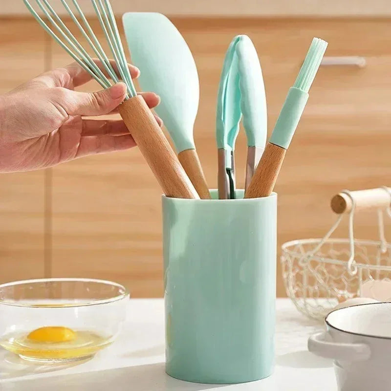 Juego de utensilios premium de 12 piezas resistentes a rayones 